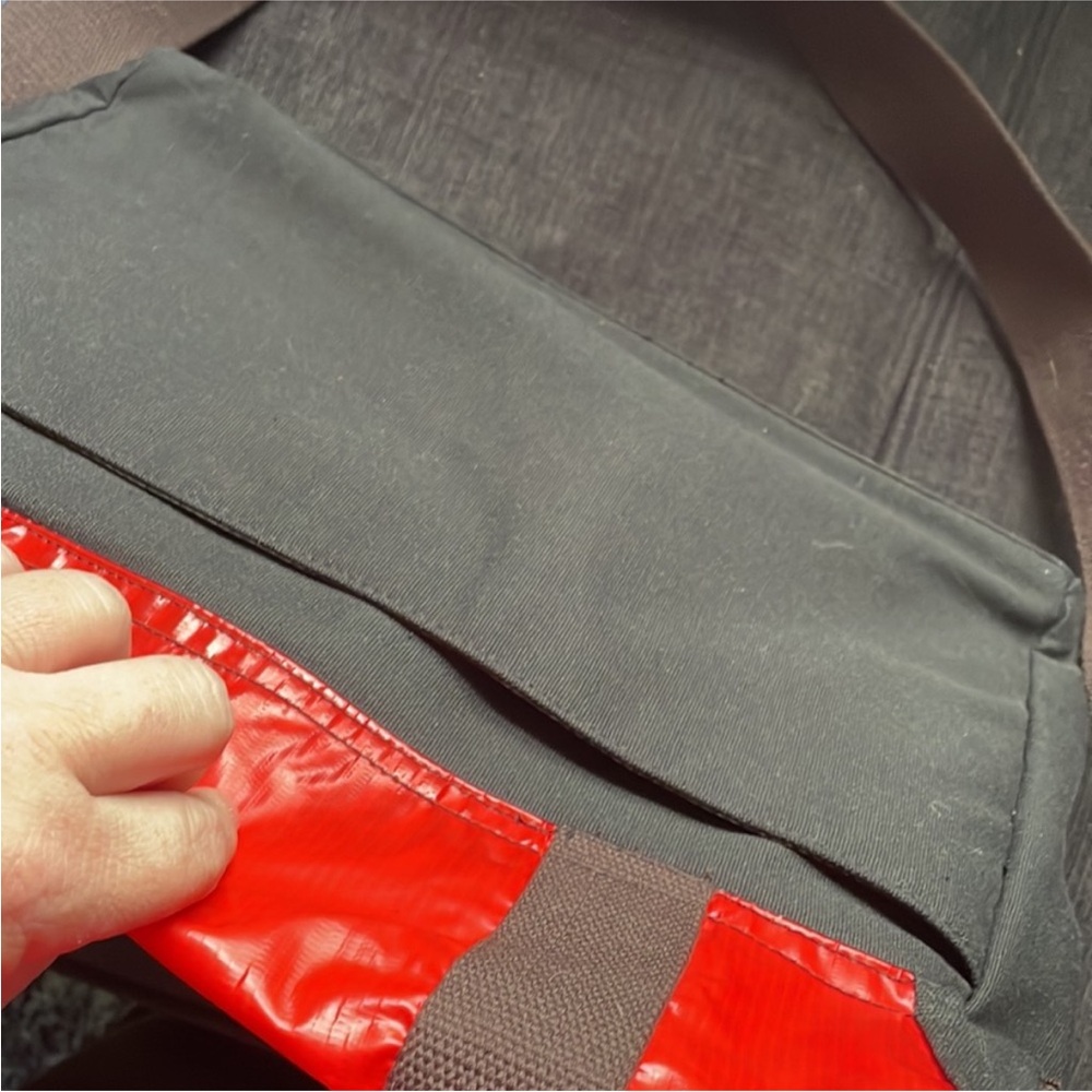 Ducti Messenger Laptop Bag - Picture 5 of 5